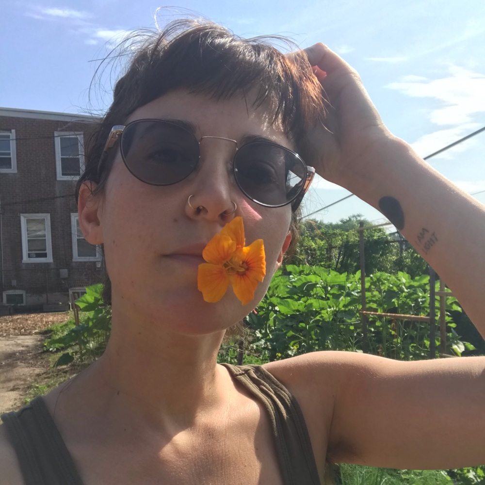 Meet your Posher, Becca